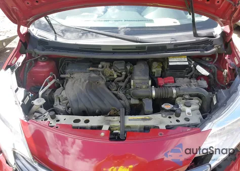 2016 Nissan Versa Note S (Sr)/S Plus/Sl/Sr/Sv z USA, uszkodzony, nr VIN 3N1CE2CP0GL405925